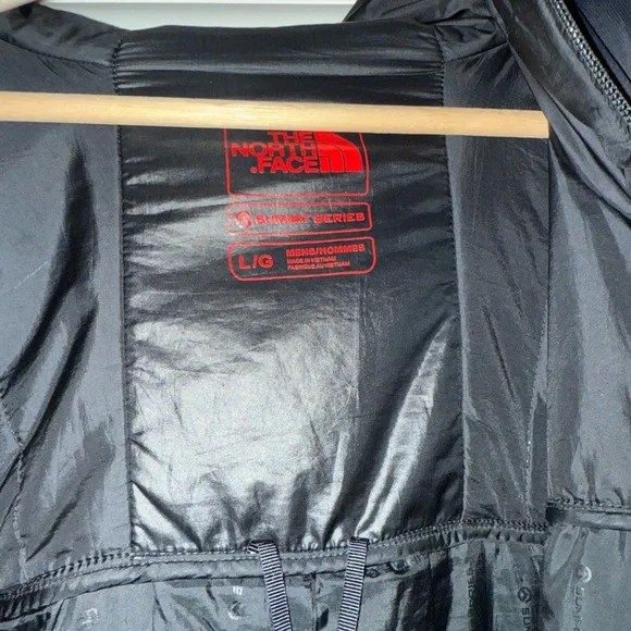 The North Face Men's Black Performance Jacket - Picture 3 of 6